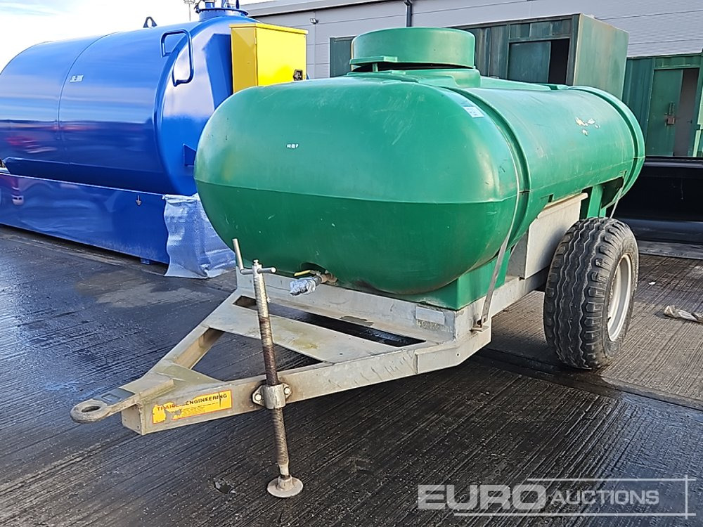 Trailer Engineering Single Axle Plastic Water Bowser - Cisterna za skladištenje: slika Trailer Engineering Single Axle Plastic Water Bowser - Cisterna za skladištenje Trailer Engineering Single Axle Plastic Water Bowser - Cisterna za skladištenje: slika Trailer Engineering Single Axle Plastic Water Bowser - Cisterna za skladištenje