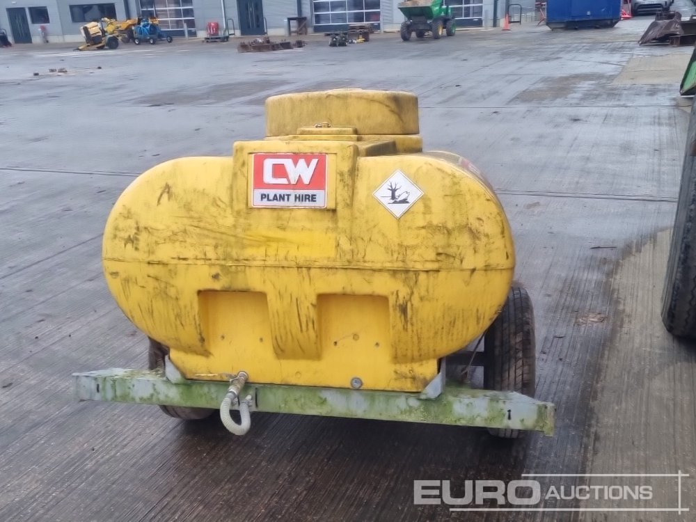 Trailer Engineering Single Axle Plastic Water Bowser - Cisterna za skladištenje: slika Trailer Engineering Single Axle Plastic Water Bowser - Cisterna za skladištenje Trailer Engineering Single Axle Plastic Water Bowser - Cisterna za skladištenje: slika Trailer Engineering Single Axle Plastic Water Bowser - Cisterna za skladištenje