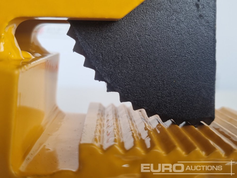 Unused 1 Ton PDB Horizontal Plate Lifting Clamp - Oprema za radionice: slika Unused 1 Ton PDB Horizontal Plate Lifting Clamp - Oprema za radionice Unused 1 Ton PDB Horizontal Plate Lifting Clamp - Oprema za radionice: slika Unused 1 Ton PDB Horizontal Plate Lifting Clamp - Oprema za radionice