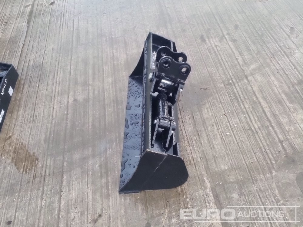 Unused 2025 Captok 32" Hydraulic Tilting Bucket 25mm Pin to suit Mini Excavator - Korpa: slika Unused 2025 Captok 32" Hydraulic Tilting Bucket 25mm Pin to suit Mini Excavator - Korpa Unused 2025 Captok 32" Hydraulic Tilting Bucket 25mm Pin to suit Mini Excavator - Korpa: slika Unused 2025 Captok 32" Hydraulic Tilting Bucket 25mm Pin to suit Mini Excavator - Korpa