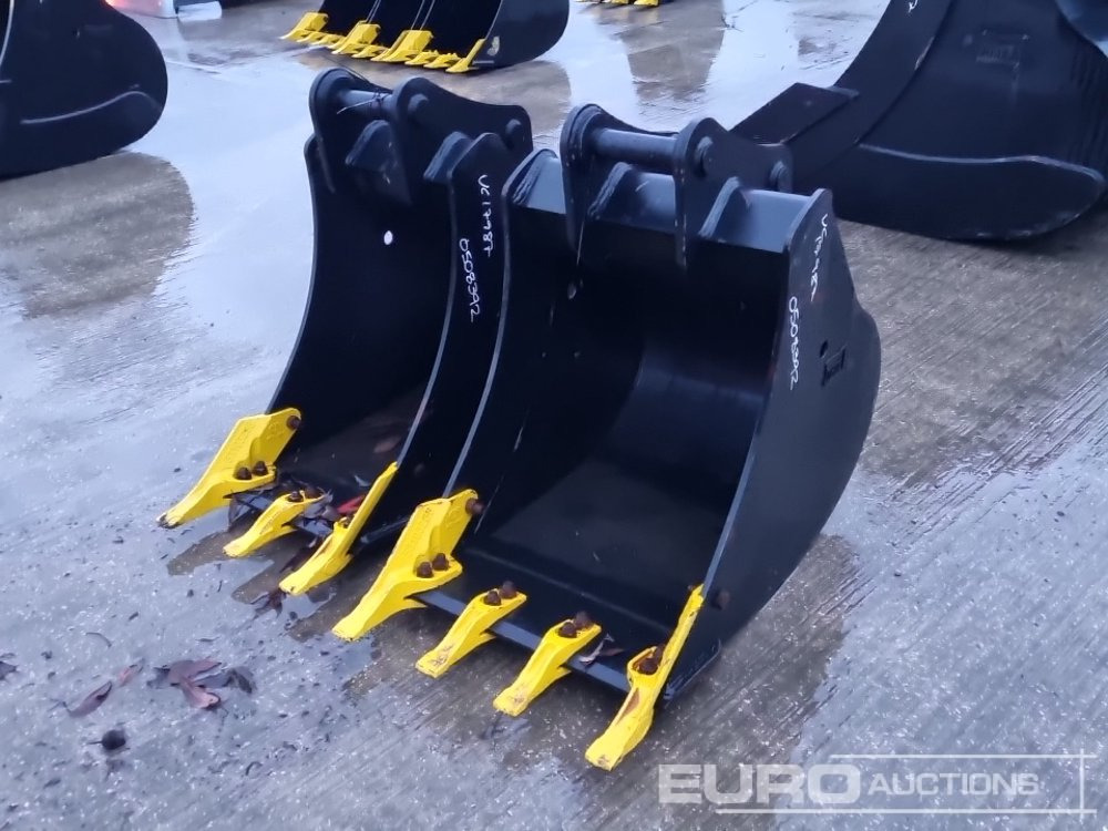 Unused 24", 18" Digging Bucket 50mm Pin to suit 6-8 Ton Excavator - Korpa: slika Unused 24", 18" Digging Bucket 50mm Pin to suit 6-8 Ton Excavator - Korpa Unused 24", 18" Digging Bucket 50mm Pin to suit 6-8 Ton Excavator - Korpa: slika Unused 24", 18" Digging Bucket 50mm Pin to suit 6-8 Ton Excavator - Korpa