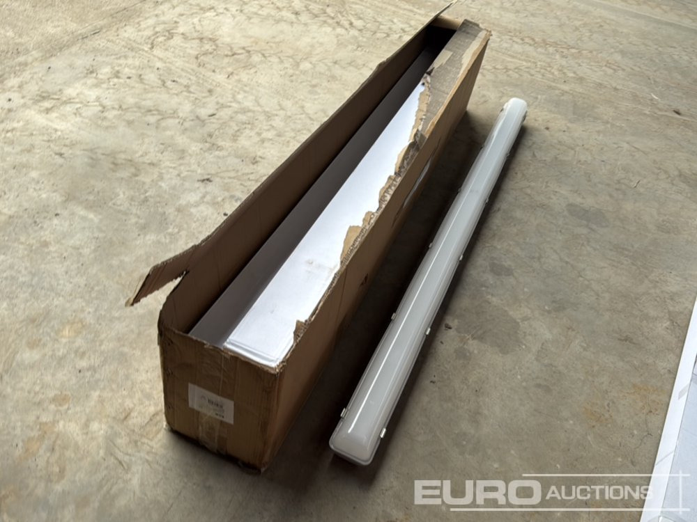 Unused 6' LED Ceiling Lights (6 of) - Oprema za radionice: slika Unused 6' LED Ceiling Lights (6 of) - Oprema za radionice Unused 6' LED Ceiling Lights (6 of) - Oprema za radionice: slika Unused 6' LED Ceiling Lights (6 of) - Oprema za radionice