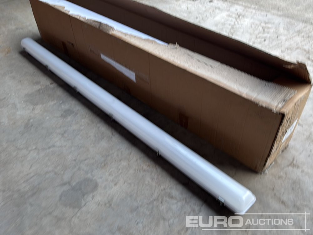 Unused 6' LED Ceiling Lights (6 of) - Oprema za radionice: slika Unused 6' LED Ceiling Lights (6 of) - Oprema za radionice Unused 6' LED Ceiling Lights (6 of) - Oprema za radionice: slika Unused 6' LED Ceiling Lights (6 of) - Oprema za radionice