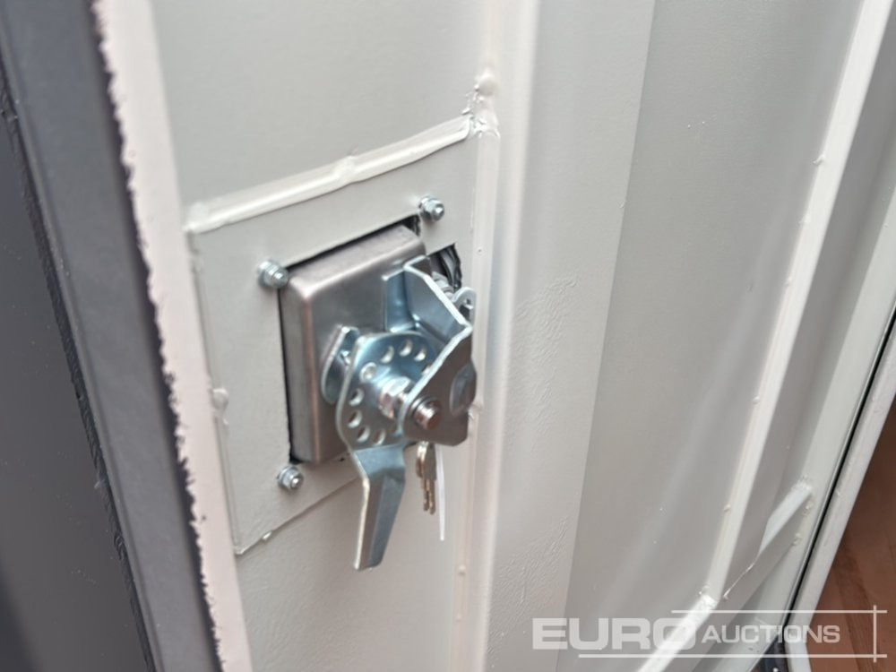 Brodski kontejner Unused 7' 4" x 6' Container, Side Door & Window: slika Brodski kontejner Unused 7' 4" x 6' Container, Side Door & Window Brodski kontejner Unused 7' 4" x 6' Container, Side Door & Window: slika Brodski kontejner Unused 7' 4" x 6' Container, Side Door & Window