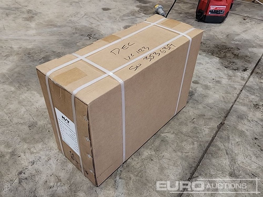 Oprema za radionice Unused Hi-Torque HT12000 12 Volt Winch, 3/8" x 85' Rope: slika Oprema za radionice Unused Hi-Torque HT12000 12 Volt Winch, 3/8" x 85' Rope Oprema za radionice Unused Hi-Torque HT12000 12 Volt Winch, 3/8" x 85' Rope: slika Oprema za radionice Unused Hi-Torque HT12000 12 Volt Winch, 3/8" x 85' Rope