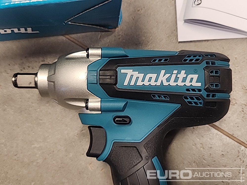 Unused Makita 18V 1/2" Li-Ion LXT Impact Wrench (Body Only) - Građevinska oprema: slika Unused Makita 18V 1/2" Li-Ion LXT Impact Wrench (Body Only) - Građevinska oprema Unused Makita 18V 1/2" Li-Ion LXT Impact Wrench (Body Only) - Građevinska oprema: slika Unused Makita 18V 1/2" Li-Ion LXT Impact Wrench (Body Only) - Građevinska oprema