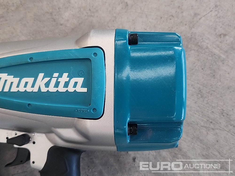 Građevinska oprema Unused Makita AN924 Pneumatic Nailer (Body Only): slika Građevinska oprema Unused Makita AN924 Pneumatic Nailer (Body Only) Građevinska oprema Unused Makita AN924 Pneumatic Nailer (Body Only): slika Građevinska oprema Unused Makita AN924 Pneumatic Nailer (Body Only)