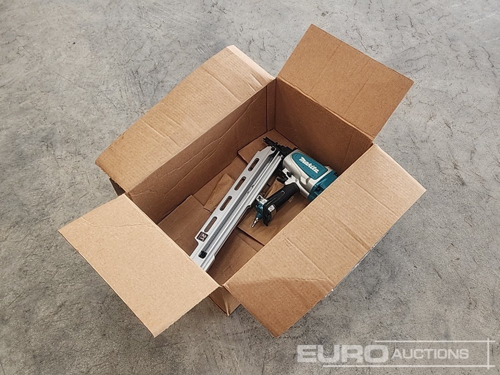 Građevinska oprema Unused Makita AN924 Pneumatic Nailer (Body Only): slika Građevinska oprema Unused Makita AN924 Pneumatic Nailer (Body Only) Građevinska oprema Unused Makita AN924 Pneumatic Nailer (Body Only): slika Građevinska oprema Unused Makita AN924 Pneumatic Nailer (Body Only)