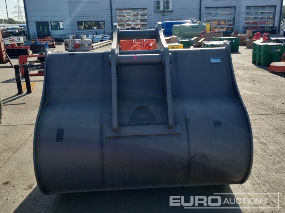 Unused Miller 70" Digging Bucket 90mm Pin to suit 30 Ton Excavator - Korpa: slika Unused Miller 70" Digging Bucket 90mm Pin to suit 30 Ton Excavator - Korpa Unused Miller 70" Digging Bucket 90mm Pin to suit 30 Ton Excavator - Korpa: slika Unused Miller 70" Digging Bucket 90mm Pin to suit 30 Ton Excavator - Korpa