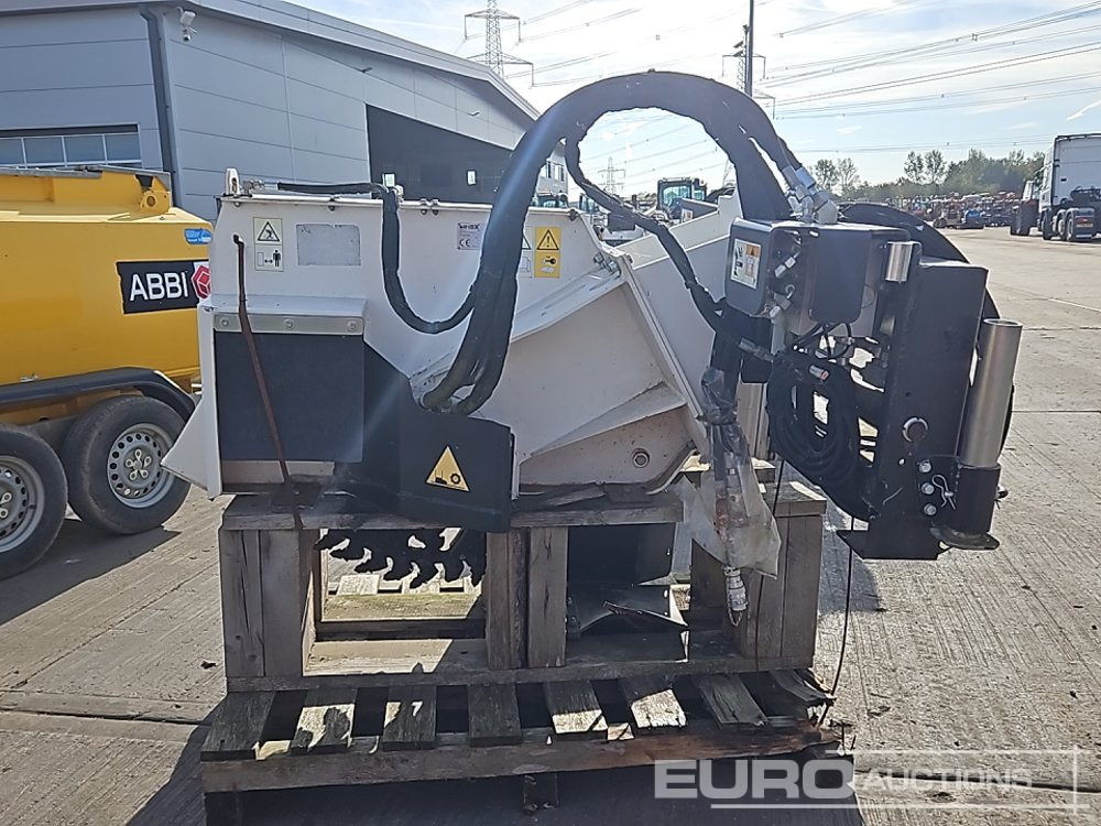 Unused Simex T300 - Mini utovarivač: slika Unused Simex T300 - Mini utovarivač Unused Simex T300 - Mini utovarivač: slika Unused Simex T300 - Mini utovarivač