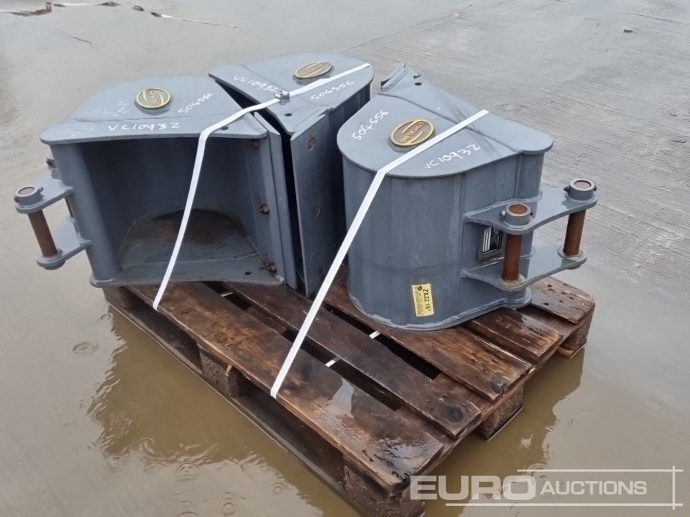 Unused Strickland 18", 18", 18" Digging Bucket 35mm Pin to suit Mini Excavator - Korpa: slika Unused Strickland 18", 18", 18" Digging Bucket 35mm Pin to suit Mini Excavator - Korpa Unused Strickland 18", 18", 18" Digging Bucket 35mm Pin to suit Mini Excavator - Korpa: slika Unused Strickland 18", 18", 18" Digging Bucket 35mm Pin to suit Mini Excavator - Korpa