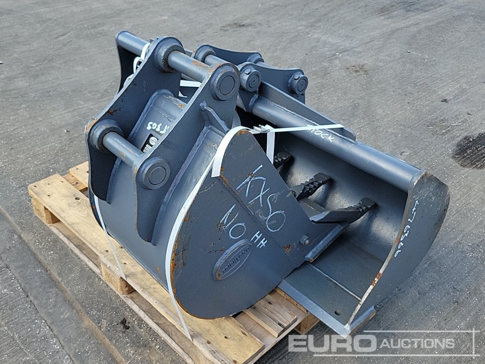 Unused Strickland 60" Ditching, 18" Digging Bucket 45mm Pin to suit 4-6 Ton Excavator - Korpa: slika Unused Strickland 60" Ditching, 18" Digging Bucket 45mm Pin to suit 4-6 Ton Excavator - Korpa Unused Strickland 60" Ditching, 18" Digging Bucket 45mm Pin to suit 4-6 Ton Excavator - Korpa: slika Unused Strickland 60" Ditching, 18" Digging Bucket 45mm Pin to suit 4-6 Ton Excavator - Korpa