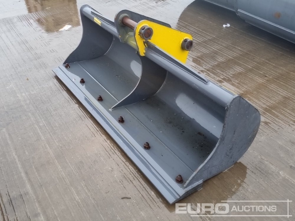 Unused Strickland 60" Ditching Bucket 45mm Pin to suit 4-6 Ton Excavator - Korpa: slika Unused Strickland 60" Ditching Bucket 45mm Pin to suit 4-6 Ton Excavator - Korpa Unused Strickland 60" Ditching Bucket 45mm Pin to suit 4-6 Ton Excavator - Korpa: slika Unused Strickland 60" Ditching Bucket 45mm Pin to suit 4-6 Ton Excavator - Korpa