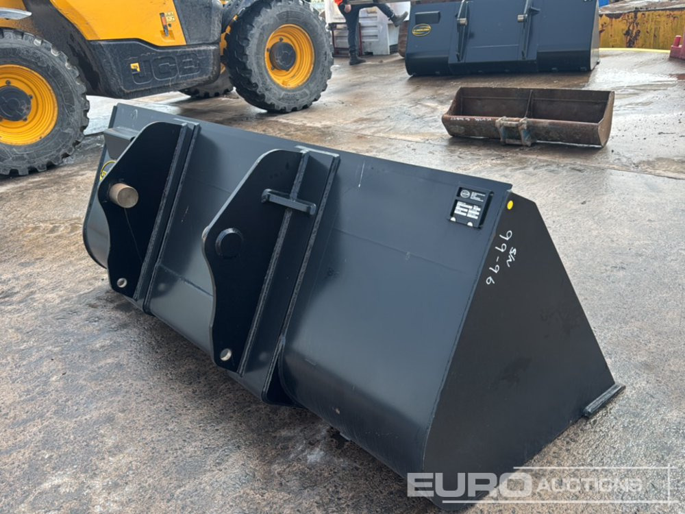 Unused Strickland 90" Loading Bucket to suit Manitou Telehandler - Korpa: slika Unused Strickland 90" Loading Bucket to suit Manitou Telehandler - Korpa Unused Strickland 90" Loading Bucket to suit Manitou Telehandler - Korpa: slika Unused Strickland 90" Loading Bucket to suit Manitou Telehandler - Korpa