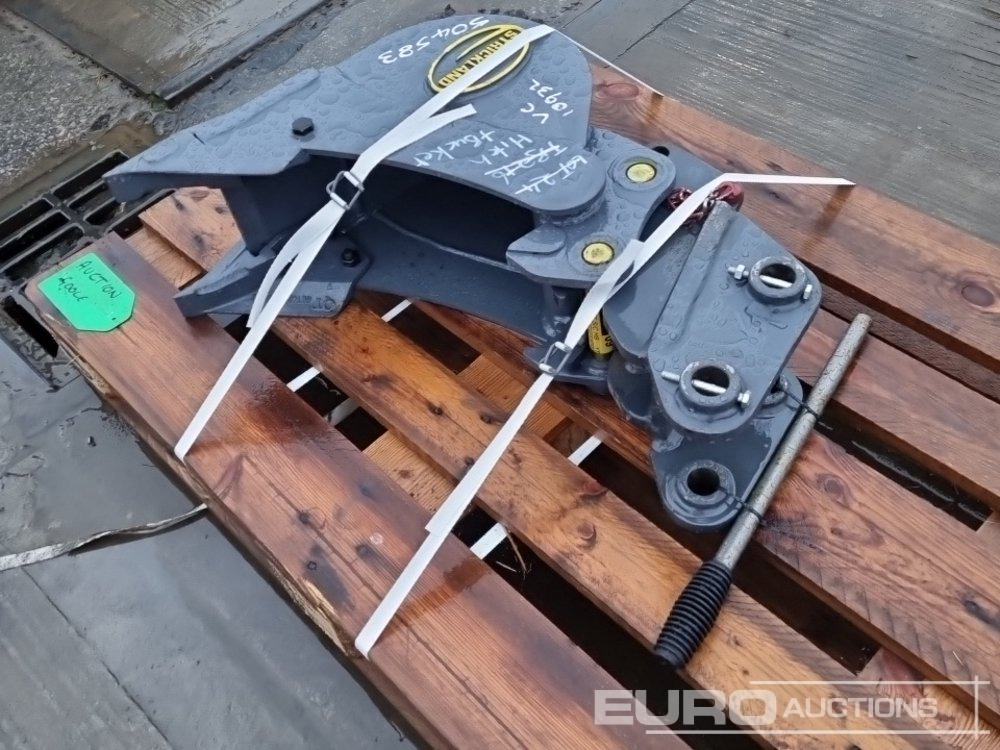 Unused Strickland Manual QH, 9" Digging Bucket 30mm Pin to suit Mini Excavator - Korpa: slika Unused Strickland Manual QH, 9" Digging Bucket 30mm Pin to suit Mini Excavator - Korpa Unused Strickland Manual QH, 9" Digging Bucket 30mm Pin to suit Mini Excavator - Korpa: slika Unused Strickland Manual QH, 9" Digging Bucket 30mm Pin to suit Mini Excavator - Korpa