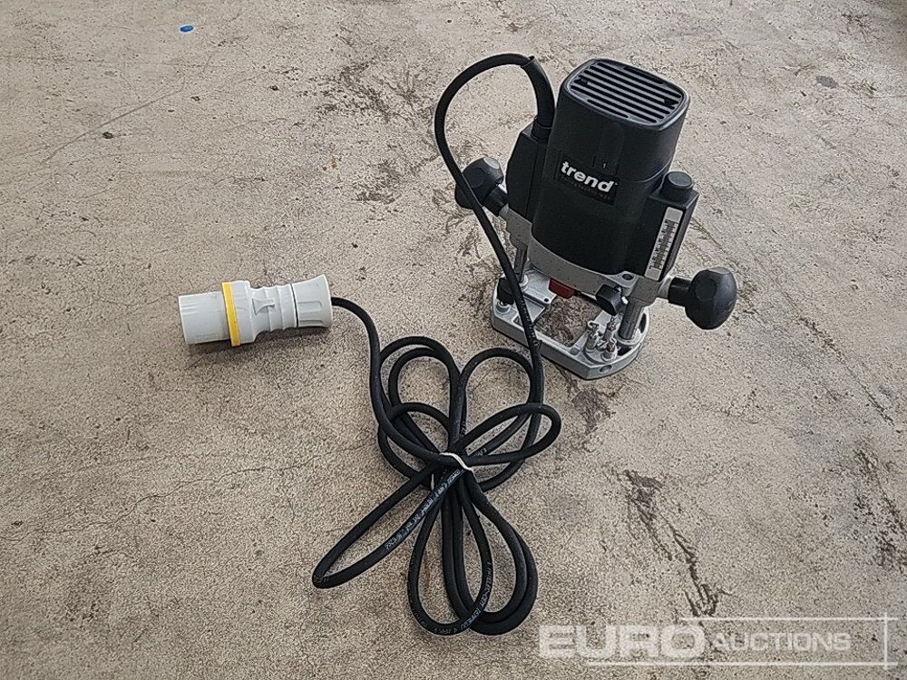 Unused Trend 110 Volt Variable Speed Router - Građevinska oprema: slika Unused Trend 110 Volt Variable Speed Router - Građevinska oprema Unused Trend 110 Volt Variable Speed Router - Građevinska oprema: slika Unused Trend 110 Volt Variable Speed Router - Građevinska oprema
