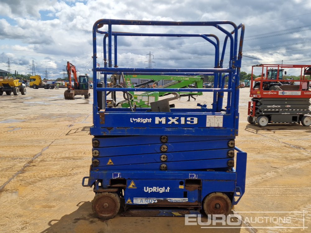 Upright MX19 - Podizna platforma: slika Upright MX19 - Podizna platforma Upright MX19 - Podizna platforma: slika Upright MX19 - Podizna platforma