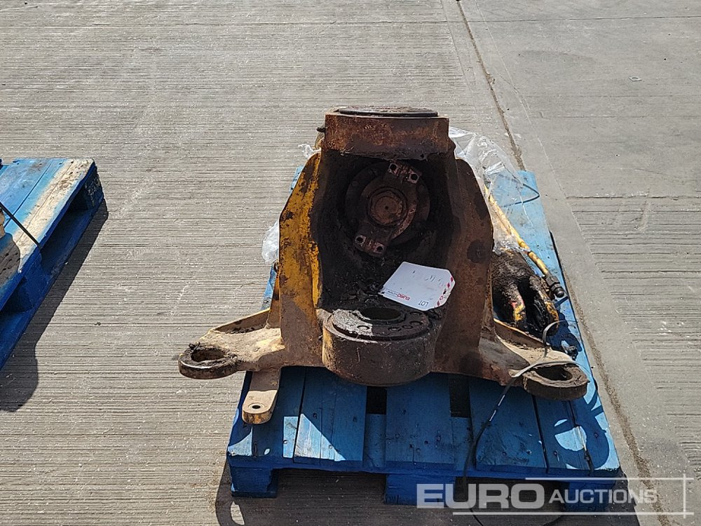 Volvo A25C - Zglobni istovarivač: slika Volvo A25C - Zglobni istovarivač Volvo A25C - Zglobni istovarivač: slika Volvo A25C - Zglobni istovarivač