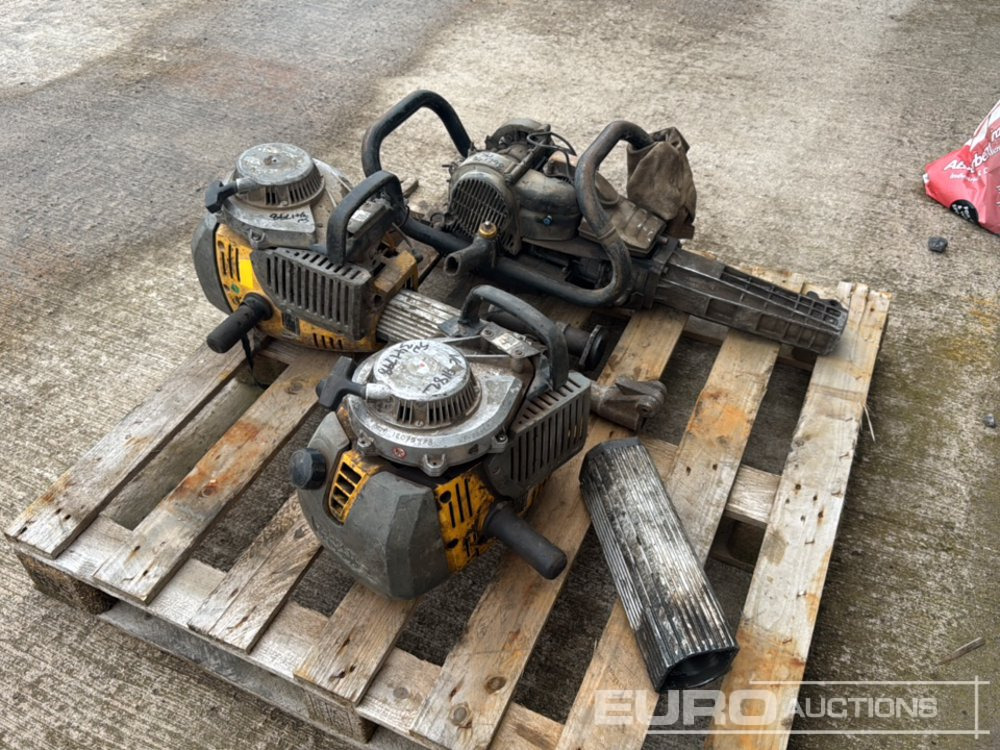 Wacker Neuson & Atlas Copco Petrol Breaker (3 of)(Spares) - Stroj za asfaltiranje: slika Wacker Neuson & Atlas Copco Petrol Breaker (3 of)(Spares) - Stroj za asfaltiranje Wacker Neuson & Atlas Copco Petrol Breaker (3 of)(Spares) - Stroj za asfaltiranje: slika Wacker Neuson & Atlas Copco Petrol Breaker (3 of)(Spares) - Stroj za asfaltiranje