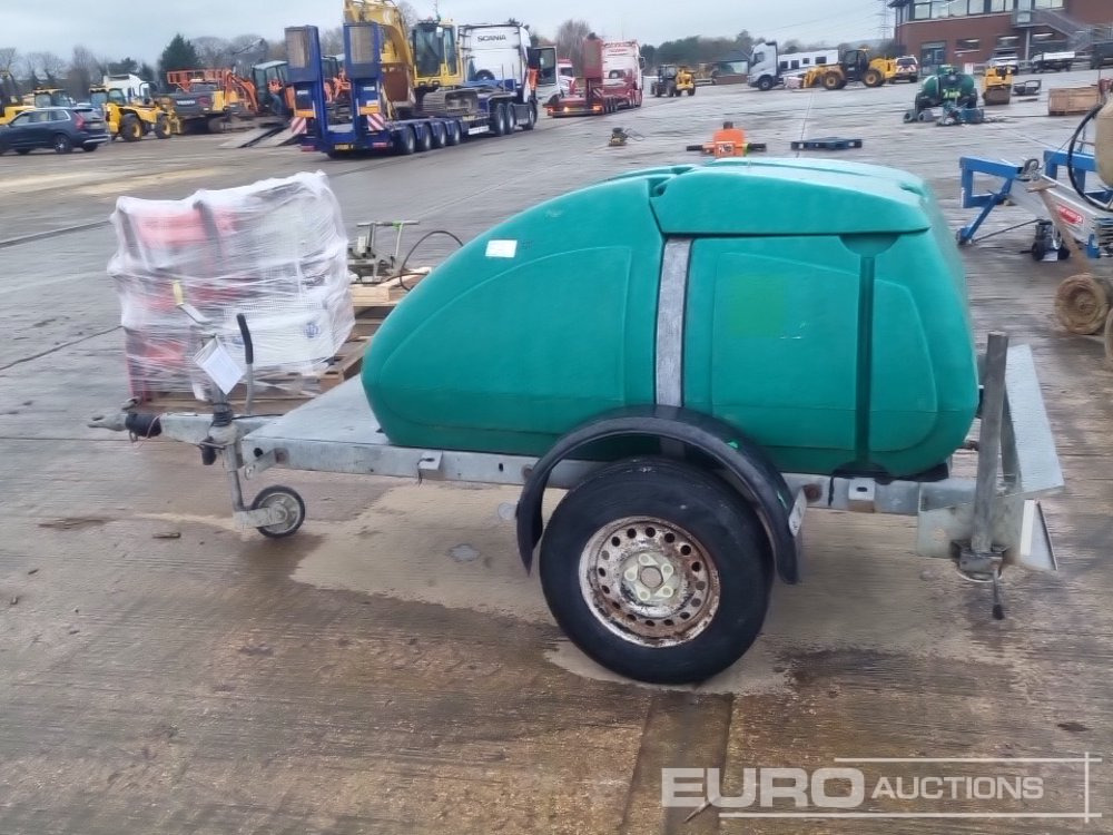 Western Single Axle Plastic Water Bowser - Cisterna za skladištenje: slika Western Single Axle Plastic Water Bowser - Cisterna za skladištenje Western Single Axle Plastic Water Bowser - Cisterna za skladištenje: slika Western Single Axle Plastic Water Bowser - Cisterna za skladištenje