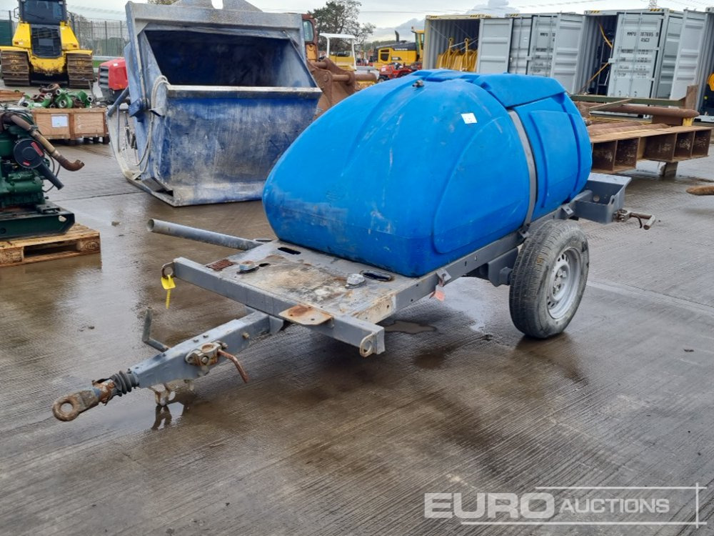 Western Single Axle Plastic Water Bowser - Cisterna za skladištenje: slika Western Single Axle Plastic Water Bowser - Cisterna za skladištenje Western Single Axle Plastic Water Bowser - Cisterna za skladištenje: slika Western Single Axle Plastic Water Bowser - Cisterna za skladištenje