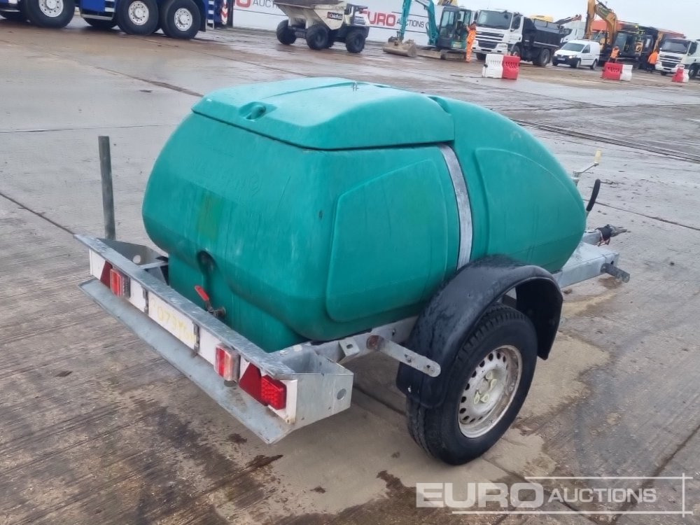 Western Single Axle Plastic Water Bowser - Cisterna za skladištenje: slika Western Single Axle Plastic Water Bowser - Cisterna za skladištenje Western Single Axle Plastic Water Bowser - Cisterna za skladištenje: slika Western Single Axle Plastic Water Bowser - Cisterna za skladištenje