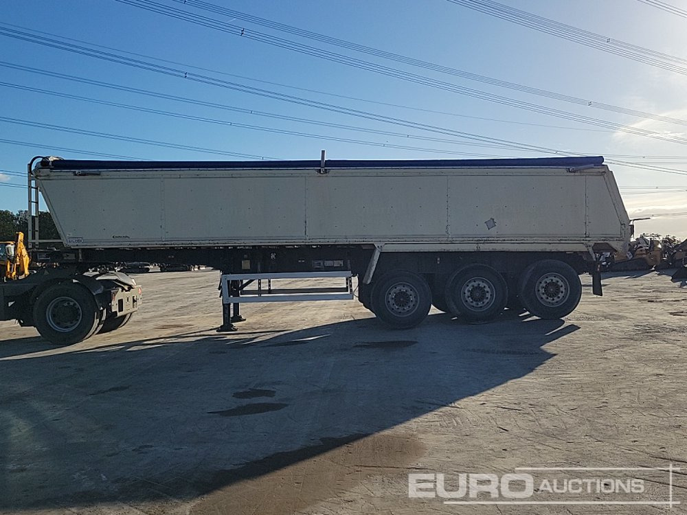 Wilcox Tri Axle Tipping Trailer, Front Lift Axle, Easy Sheet - Kiper poluprikolica: slika Wilcox Tri Axle Tipping Trailer, Front Lift Axle, Easy Sheet - Kiper poluprikolica Wilcox Tri Axle Tipping Trailer, Front Lift Axle, Easy Sheet - Kiper poluprikolica: slika Wilcox Tri Axle Tipping Trailer, Front Lift Axle, Easy Sheet - Kiper poluprikolica