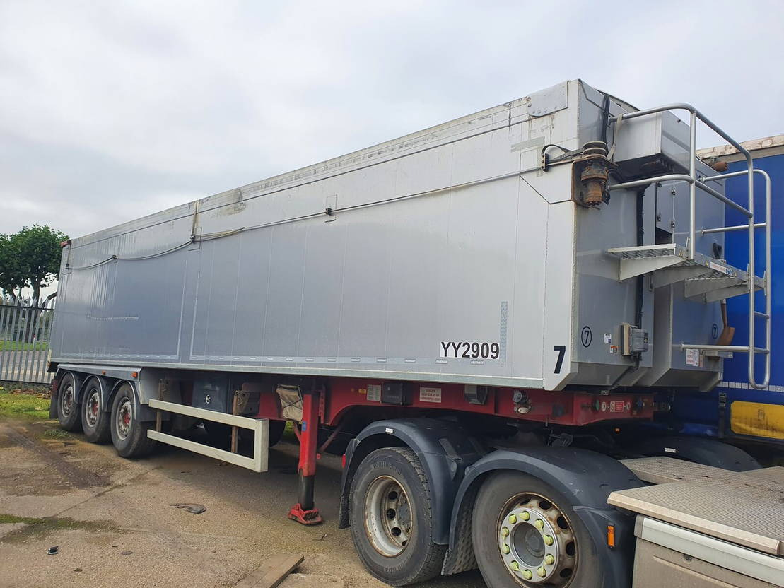 Fruehauf - Kiper poluprikolica: slika Fruehauf - Kiper poluprikolica Fruehauf - Kiper poluprikolica: slika Fruehauf - Kiper poluprikolica