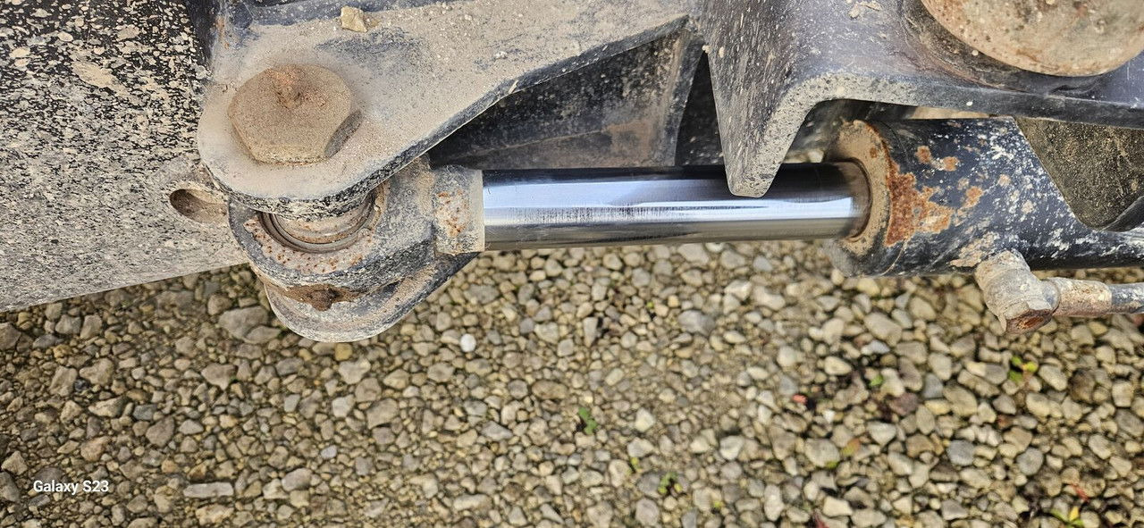 JCB 6T - Mini istovarivač: slika JCB 6T - Mini istovarivač JCB 6T - Mini istovarivač: slika JCB 6T - Mini istovarivač