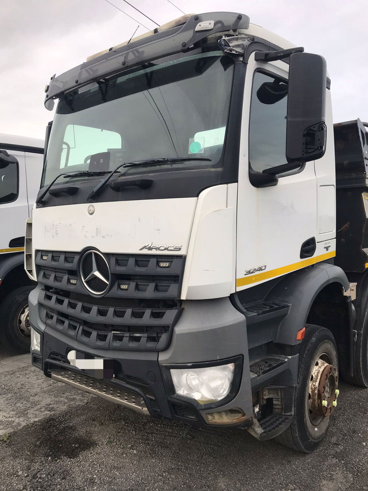 Mercedes-Benz Actros 3240 Tipper - Kiper: slika Mercedes-Benz Actros 3240 Tipper - Kiper Mercedes-Benz Actros 3240 Tipper - Kiper: slika Mercedes-Benz Actros 3240 Tipper - Kiper