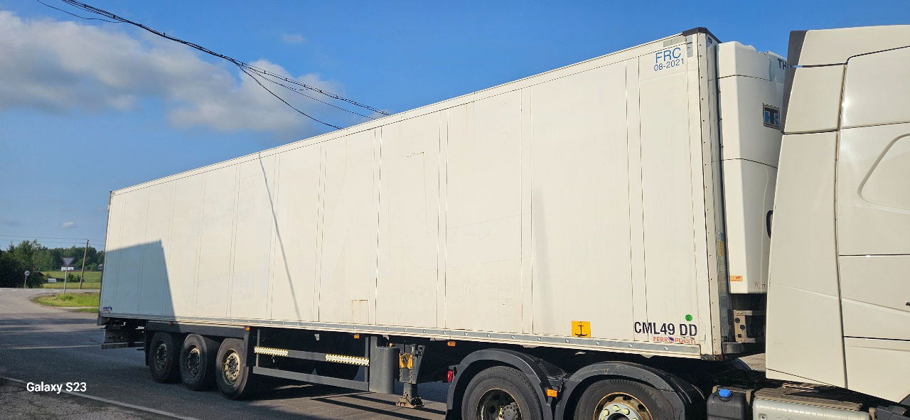 Schmitz Cargobull - Poluprikolica hladnjača: slika Schmitz Cargobull - Poluprikolica hladnjača Schmitz Cargobull - Poluprikolica hladnjača: slika Schmitz Cargobull - Poluprikolica hladnjača