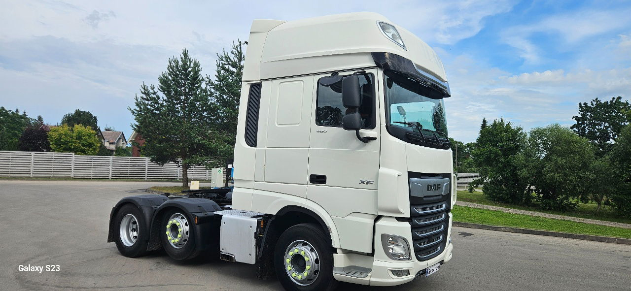 DAF XF 105.460 - Tegljač: slika DAF XF 105.460 - Tegljač DAF XF 105.460 - Tegljač: slika DAF XF 105.460 - Tegljač