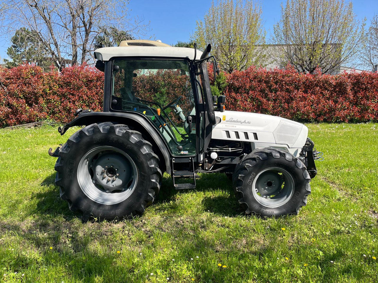 Trattore usato Lamborghini Spire 90.4 - Traktor: slika Trattore usato Lamborghini Spire 90.4 - Traktor Trattore usato Lamborghini Spire 90.4 - Traktor: slika Trattore usato Lamborghini Spire 90.4 - Traktor