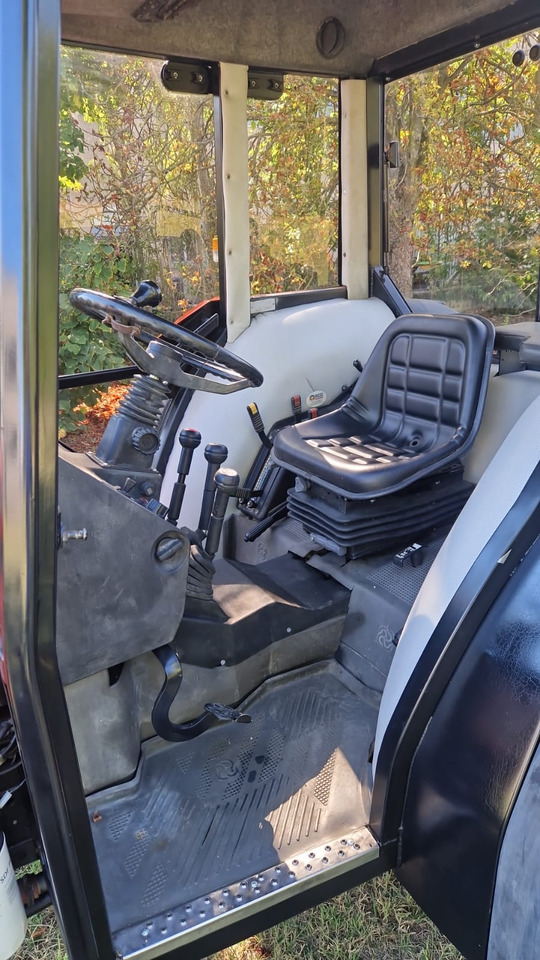 Trattore usato Same Aster 60 - Traktor: slika Trattore usato Same Aster 60 - Traktor Trattore usato Same Aster 60 - Traktor: slika Trattore usato Same Aster 60 - Traktor