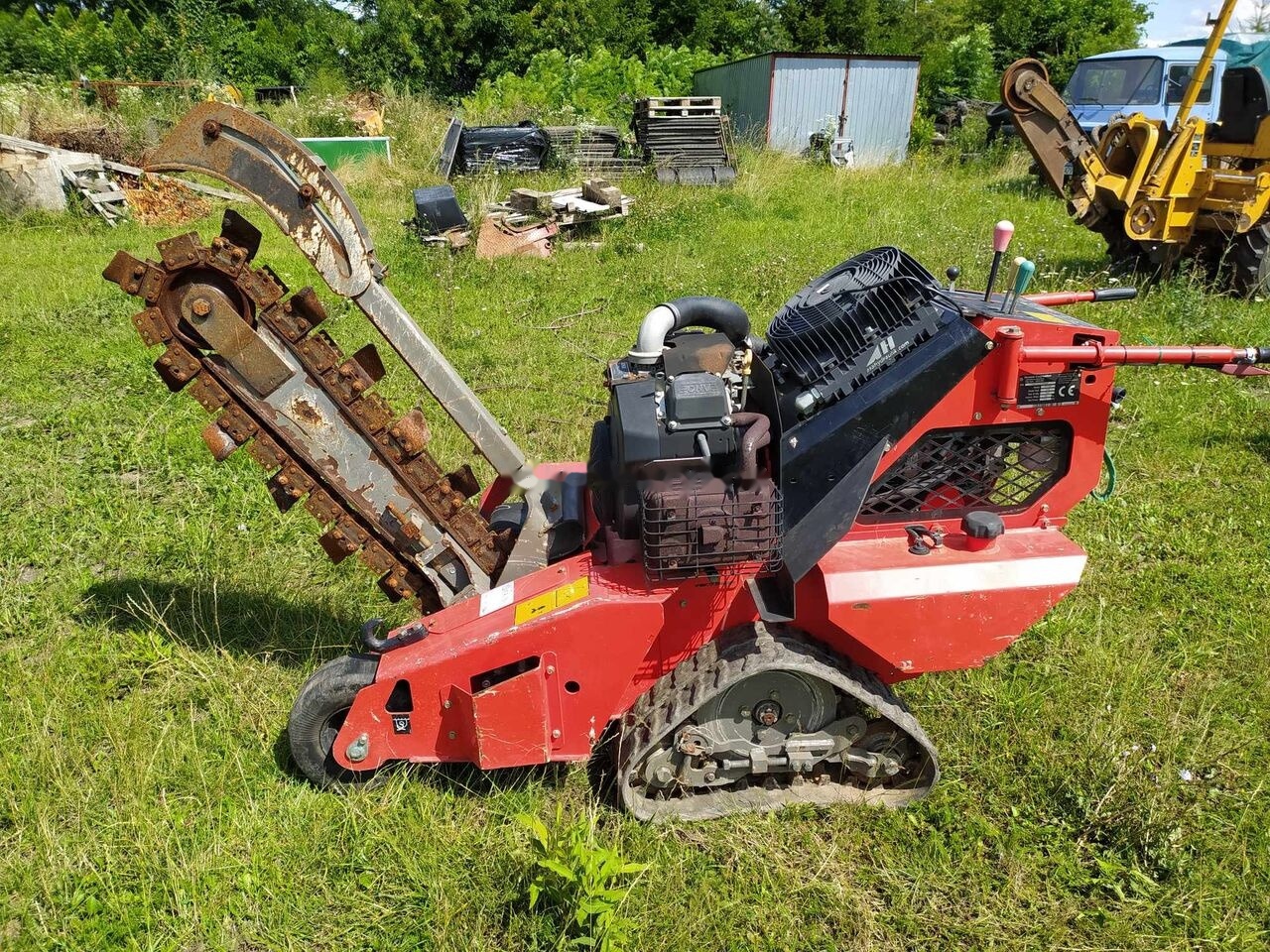 Vermeer RTX150 - Trenčer: slika Vermeer RTX150 - Trenčer Vermeer RTX150 - Trenčer: slika Vermeer RTX150 - Trenčer