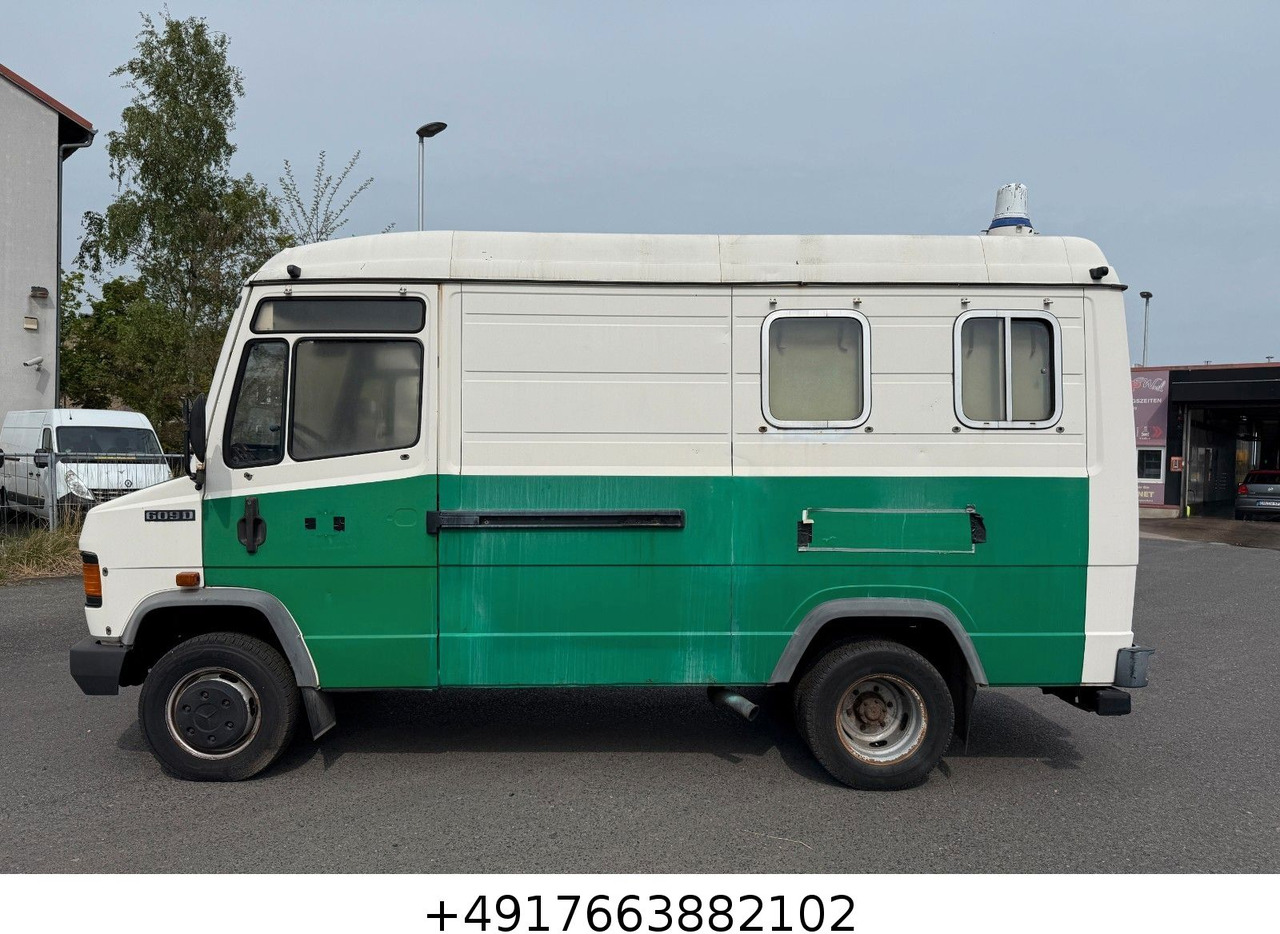 Mercedes-Benz Vario 609D/Manschaftswagen - Furgon: slika Mercedes-Benz Vario 609D/Manschaftswagen - Furgon Mercedes-Benz Vario 609D/Manschaftswagen - Furgon: slika Mercedes-Benz Vario 609D/Manschaftswagen - Furgon