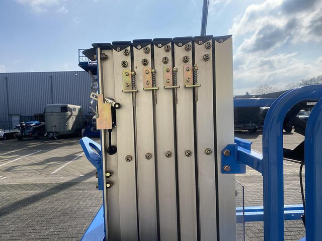 Platforma za podizanje stupa u okomitom položaju Dingli AMWP 9.5-1200: slika Platforma za podizanje stupa u okomitom položaju Dingli AMWP 9.5-1200 Platforma za podizanje stupa u okomitom položaju Dingli AMWP 9.5-1200: slika Platforma za podizanje stupa u okomitom položaju Dingli AMWP 9.5-1200