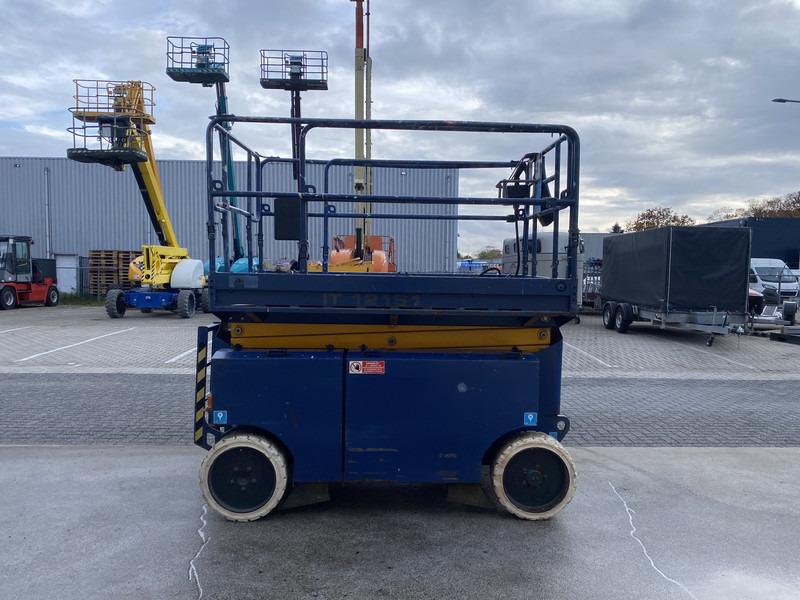 Iteco IT12151, Schaar hoogwerker, 14 meter - Škarasta podizna platforma: slika Iteco IT12151, Schaar hoogwerker, 14 meter - Škarasta podizna platforma Iteco IT12151, Schaar hoogwerker, 14 meter - Škarasta podizna platforma: slika Iteco IT12151, Schaar hoogwerker, 14 meter - Škarasta podizna platforma