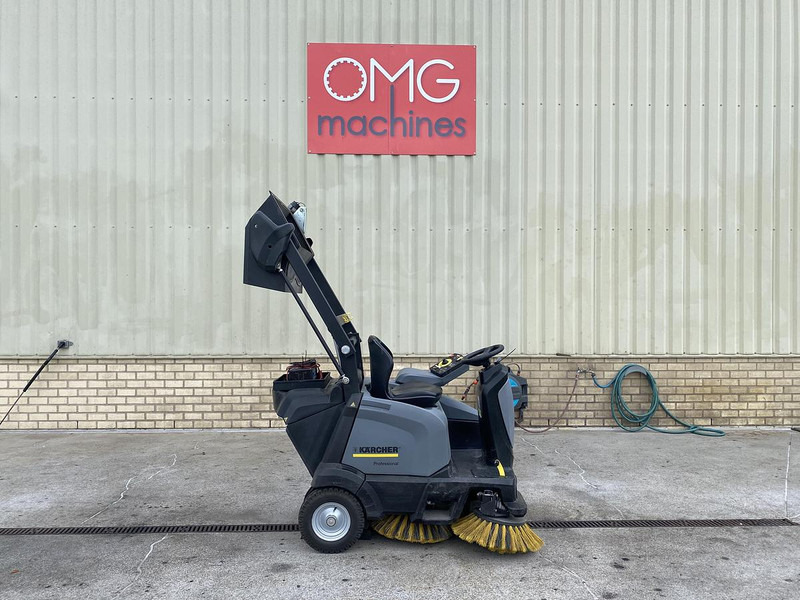 Kärcher KM 105/110 R Bp, Veegmachine, hoogkieper - Cestovna čistilica: slika Kärcher KM 105/110 R Bp, Veegmachine, hoogkieper - Cestovna čistilica Kärcher KM 105/110 R Bp, Veegmachine, hoogkieper - Cestovna čistilica: slika Kärcher KM 105/110 R Bp, Veegmachine, hoogkieper - Cestovna čistilica