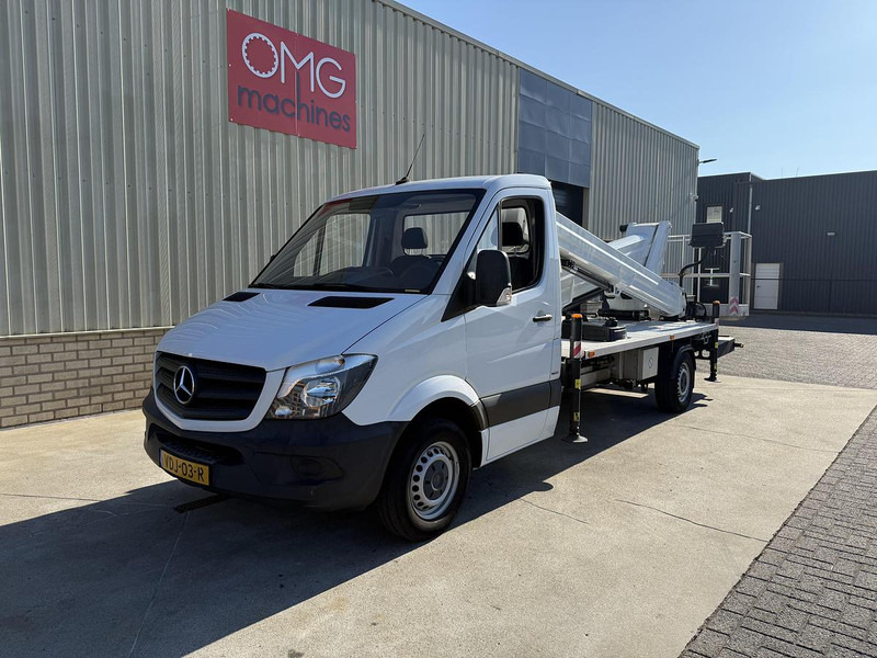 Versalift VTX-240, Auto hoogwerker - Podizna platforma montirana na kamion: slika Versalift VTX-240, Auto hoogwerker - Podizna platforma montirana na kamion Versalift VTX-240, Auto hoogwerker - Podizna platforma montirana na kamion: slika Versalift VTX-240, Auto hoogwerker - Podizna platforma montirana na kamion