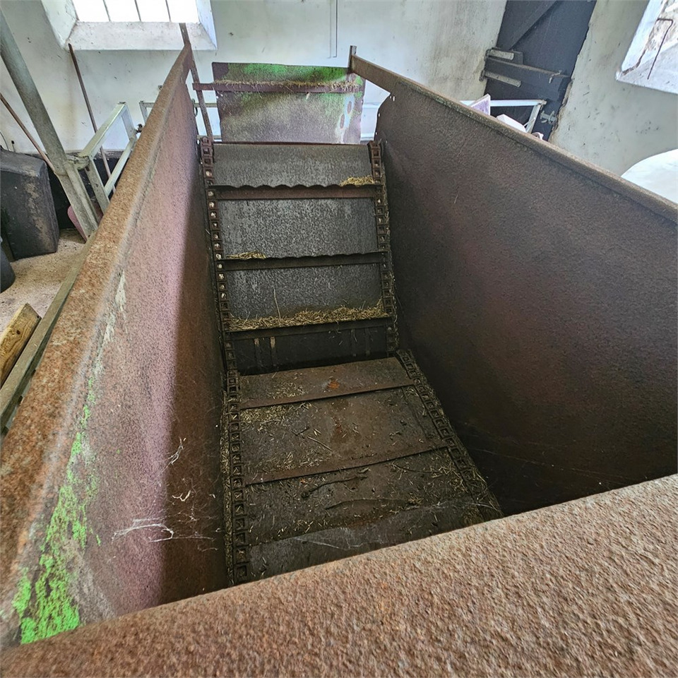 ABC 3,5m - Oprema za stoku: slika ABC 3,5m - Oprema za stoku ABC 3,5m - Oprema za stoku: slika ABC 3,5m - Oprema za stoku