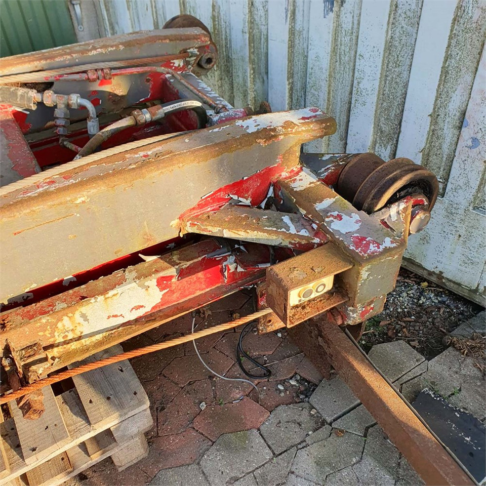 Kamion s kabelskim sustavom ABC Flak lad: slika Kamion s kabelskim sustavom ABC Flak lad