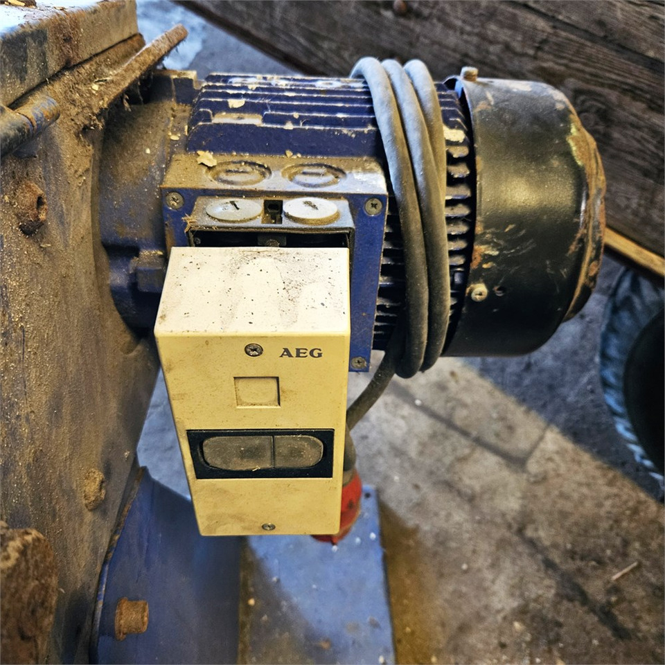 Alatni stroj ABC Unknown: slika Alatni stroj ABC Unknown