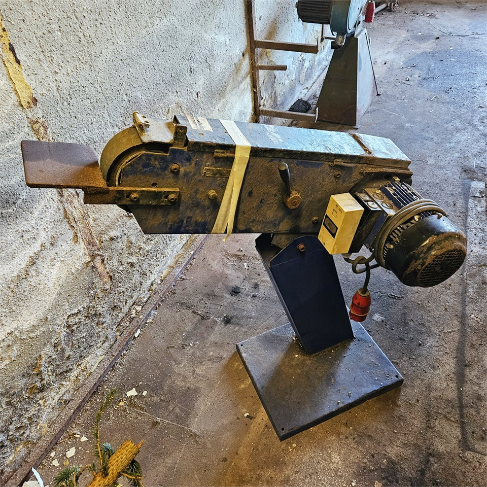 Alatni stroj ABC Unknown: slika Alatni stroj ABC Unknown