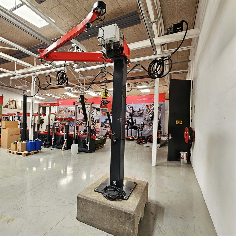 AL-LIFT Powerlift Indeva - Skladišna oprema: slika AL-LIFT Powerlift Indeva - Skladišna oprema AL-LIFT Powerlift Indeva - Skladišna oprema: slika AL-LIFT Powerlift Indeva - Skladišna oprema