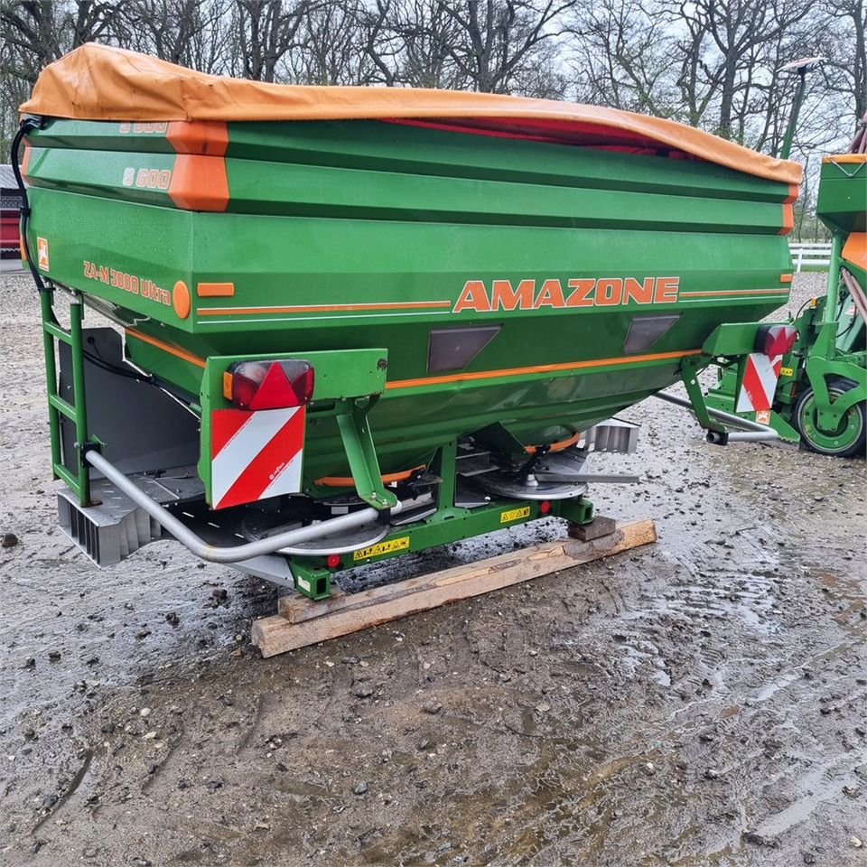 Amazone S 600 ZA-M 3000 ultra - Oprema za gnojenje: slika Amazone S 600 ZA-M 3000 ultra - Oprema za gnojenje Amazone S 600 ZA-M 3000 ultra - Oprema za gnojenje: slika Amazone S 600 ZA-M 3000 ultra - Oprema za gnojenje
