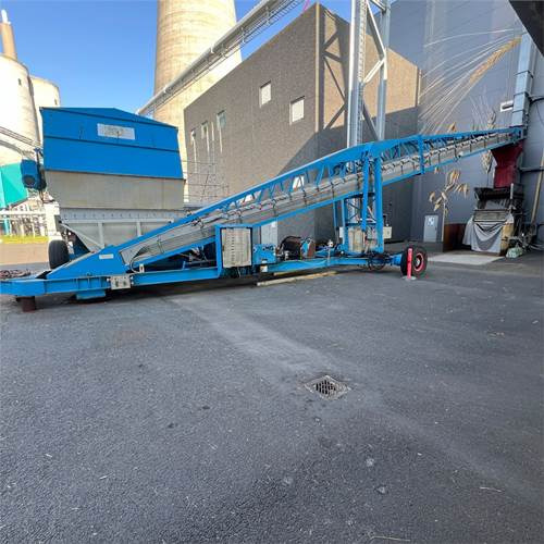 B&W E04820 - Transporter: slika B&W E04820 - Transporter B&W E04820 - Transporter: slika B&W E04820 - Transporter