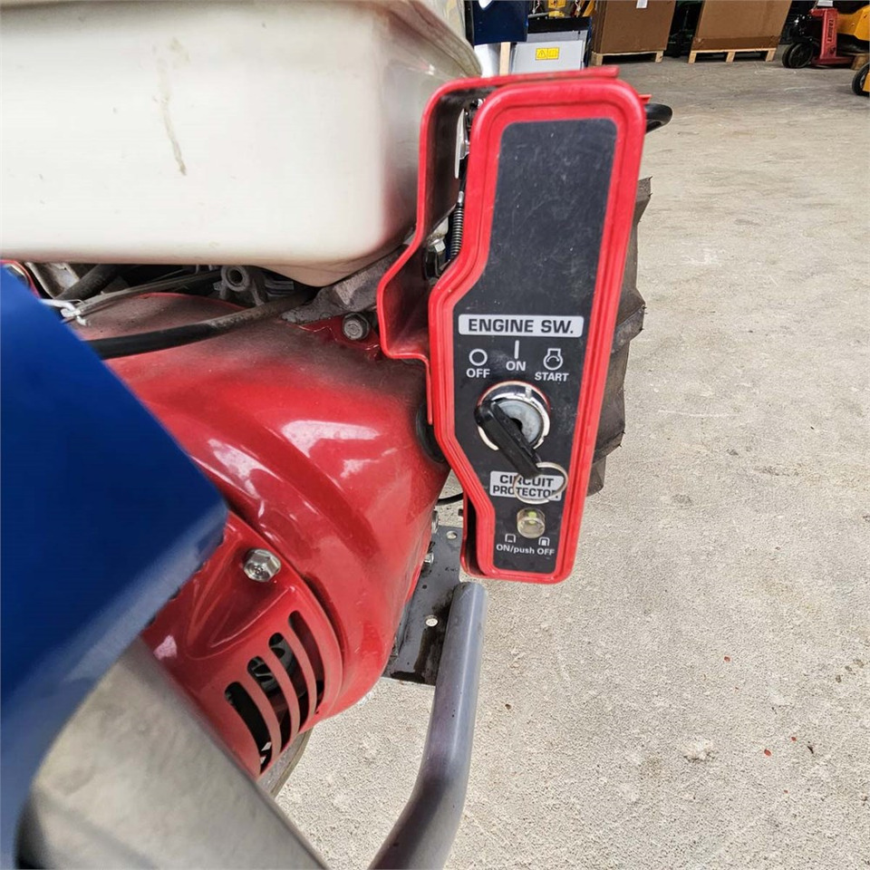 Zakup BCS MC 740 PS GX390 BCS MC 740 PS GX390: slika Zakup BCS MC 740 PS GX390 BCS MC 740 PS GX390