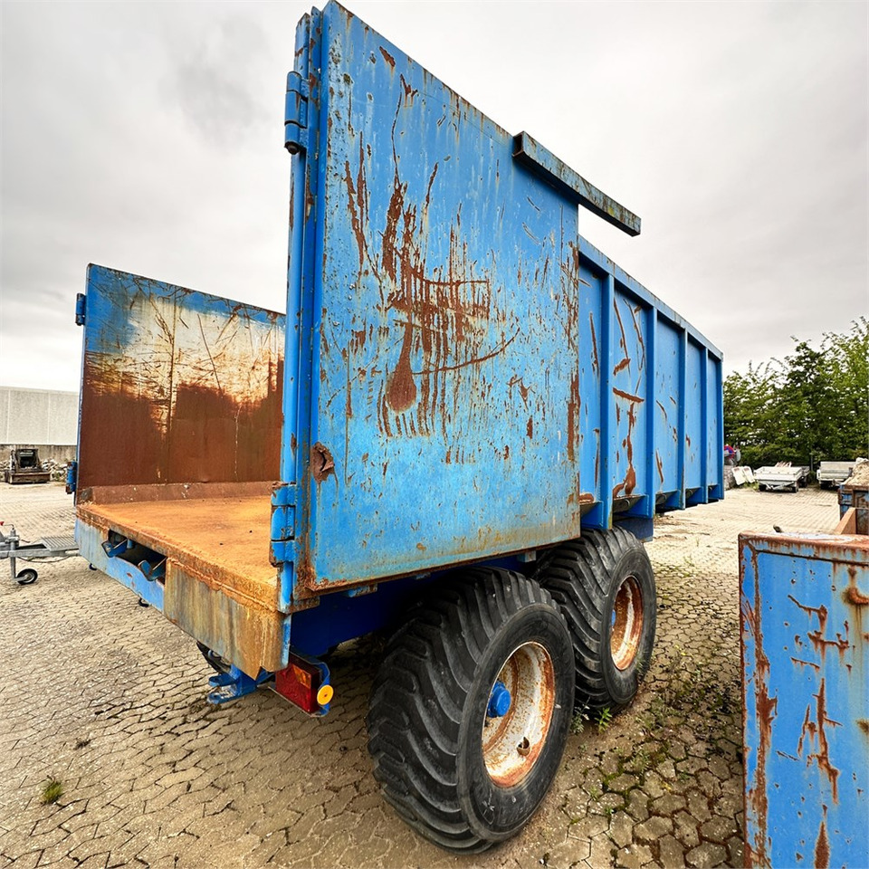 Bala Agri Husqvana vogn TK1512 - Prikolica za poljoprivredna gospodarstva: slika Bala Agri Husqvana vogn TK1512 - Prikolica za poljoprivredna gospodarstva Bala Agri Husqvana vogn TK1512 - Prikolica za poljoprivredna gospodarstva: slika Bala Agri Husqvana vogn TK1512 - Prikolica za poljoprivredna gospodarstva