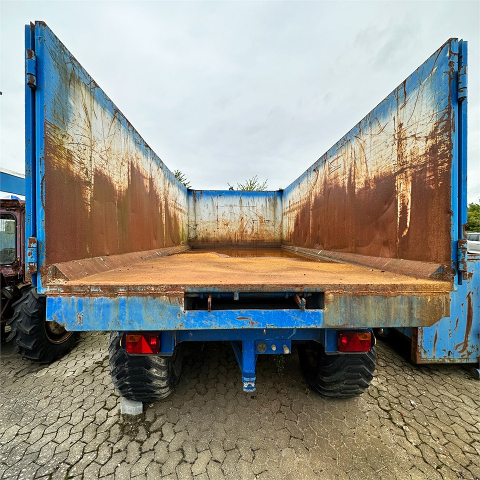 Bala Agri Husqvana vogn TK1512 - Prikolica za poljoprivredna gospodarstva: slika Bala Agri Husqvana vogn TK1512 - Prikolica za poljoprivredna gospodarstva Bala Agri Husqvana vogn TK1512 - Prikolica za poljoprivredna gospodarstva: slika Bala Agri Husqvana vogn TK1512 - Prikolica za poljoprivredna gospodarstva